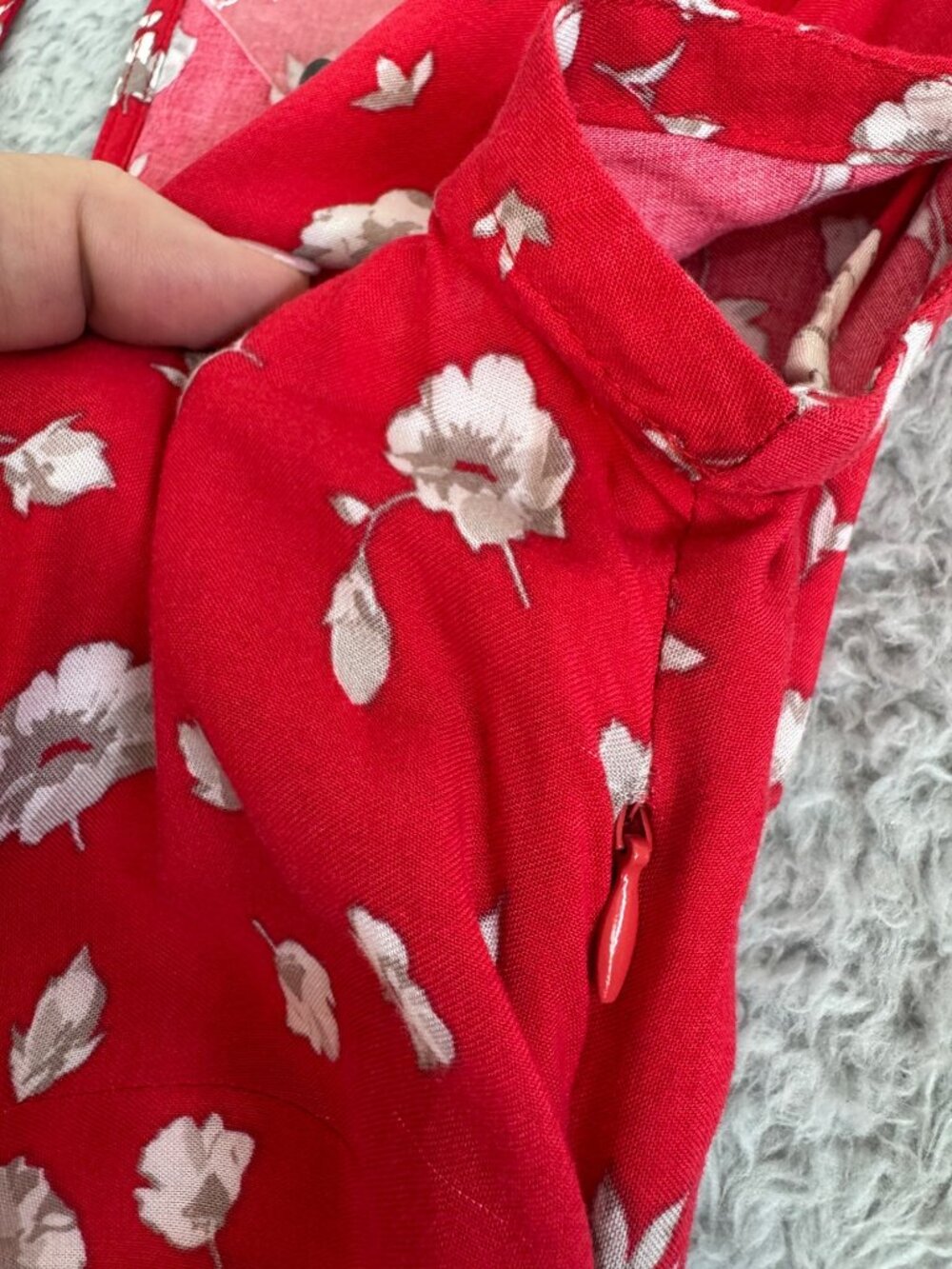 Free People Red Floral Print Keyhole Back Dress 10 Travel Comfort Light Dining - Picture 8 of 16